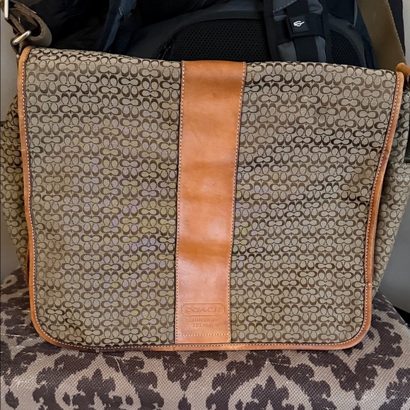 Coach Pattern Tan Coach | Bags | Coach Signature Pattern Messenger Bag In Brown And Tan ...
